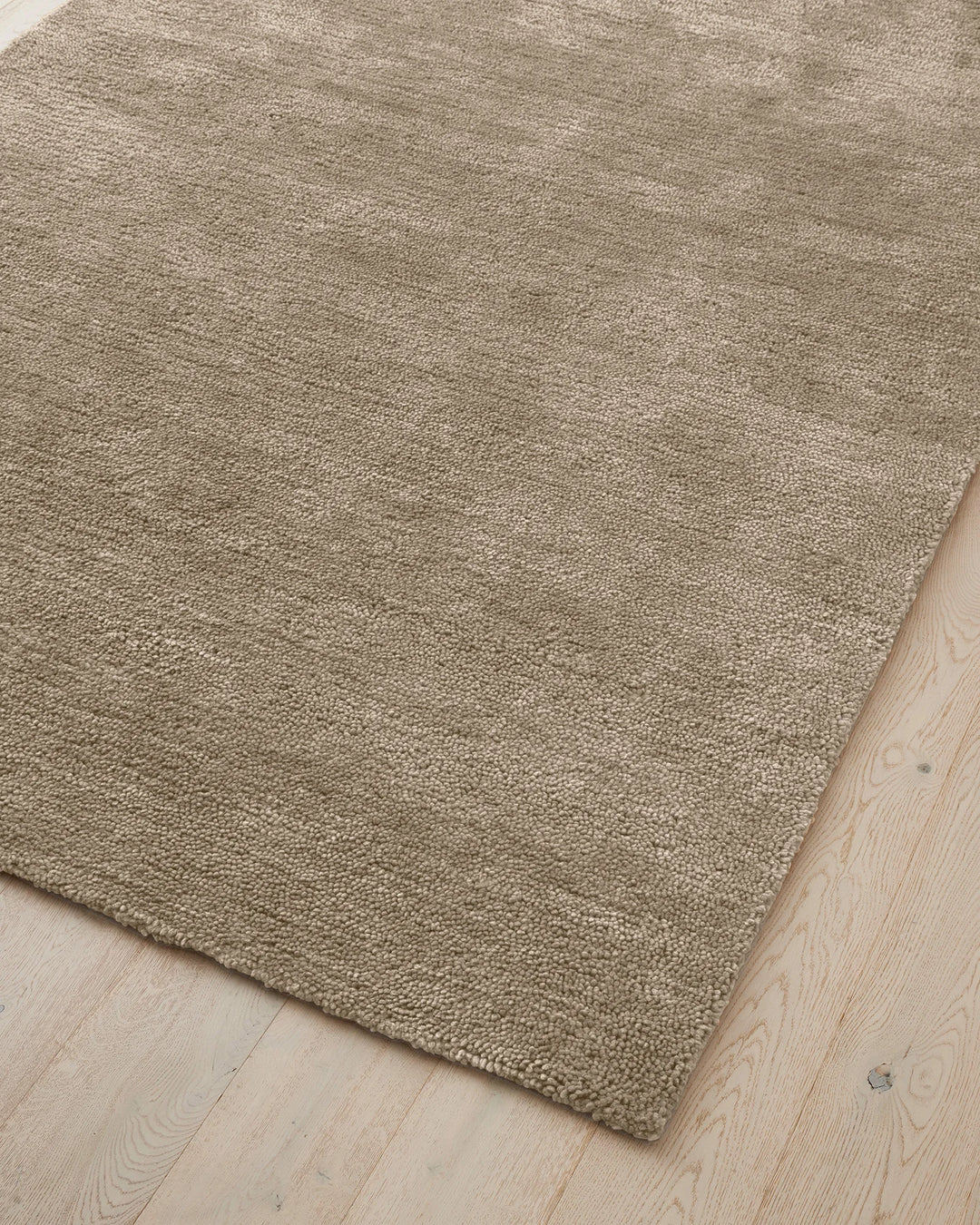 Valencia Rug, Latte