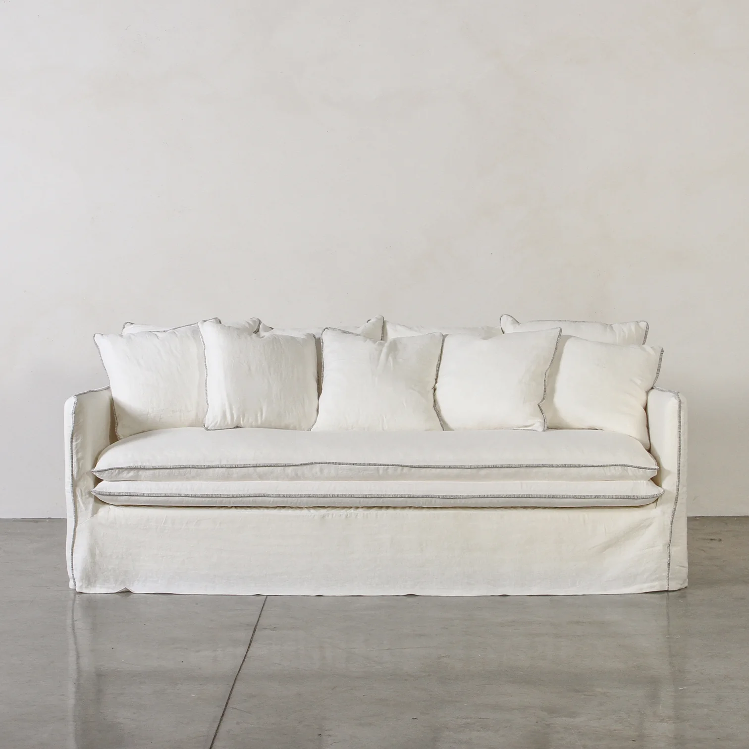 Sare Sofa